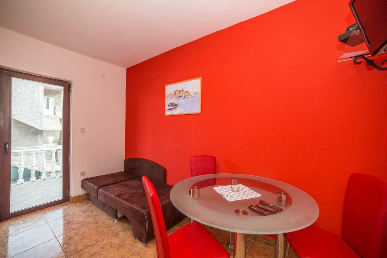 Milijana Apartment *